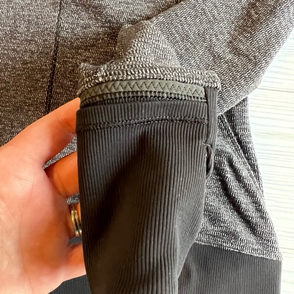 Lululemon top size 6 - Picture 4 of 6